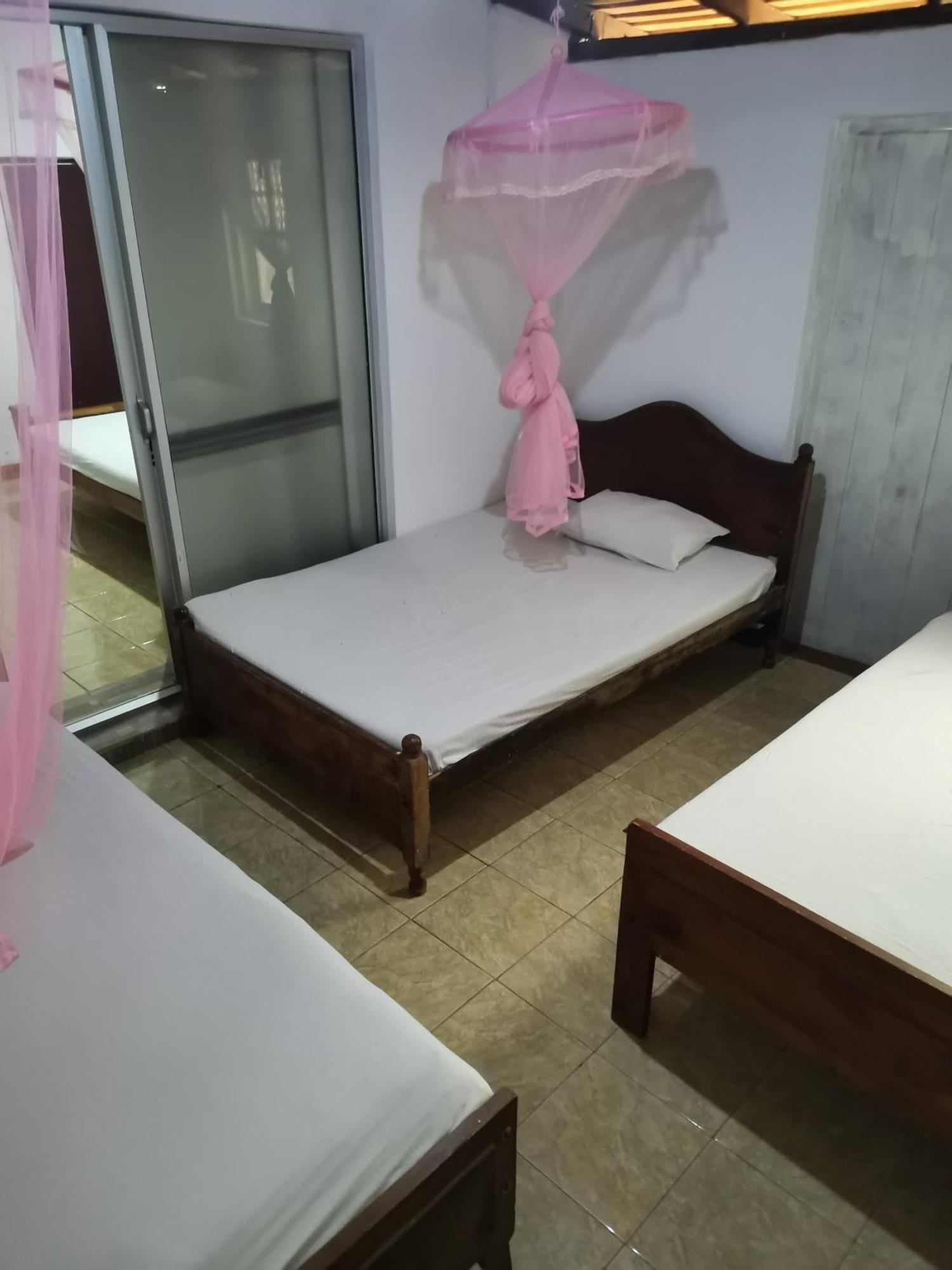Feel Like Home 아누라다푸라 외부 사진